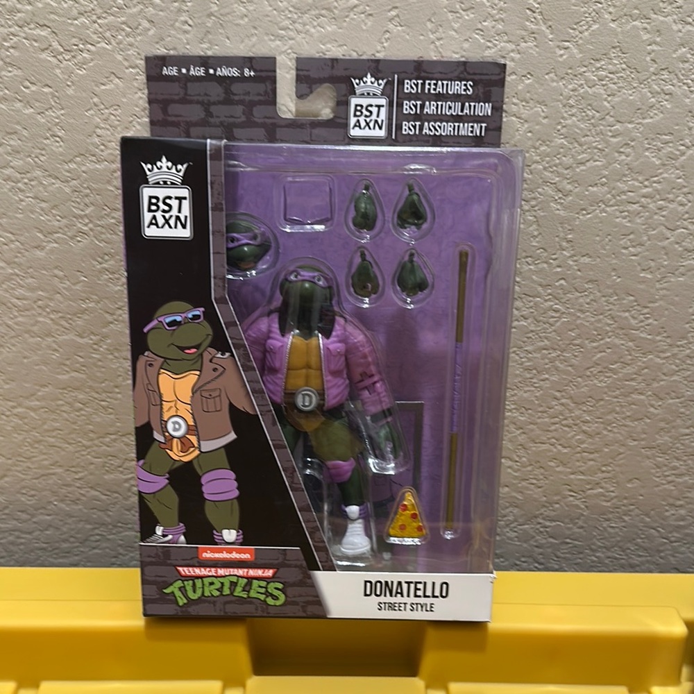 BST AXN Teenage Mutant Ninja Turtles Donatello Action Figure